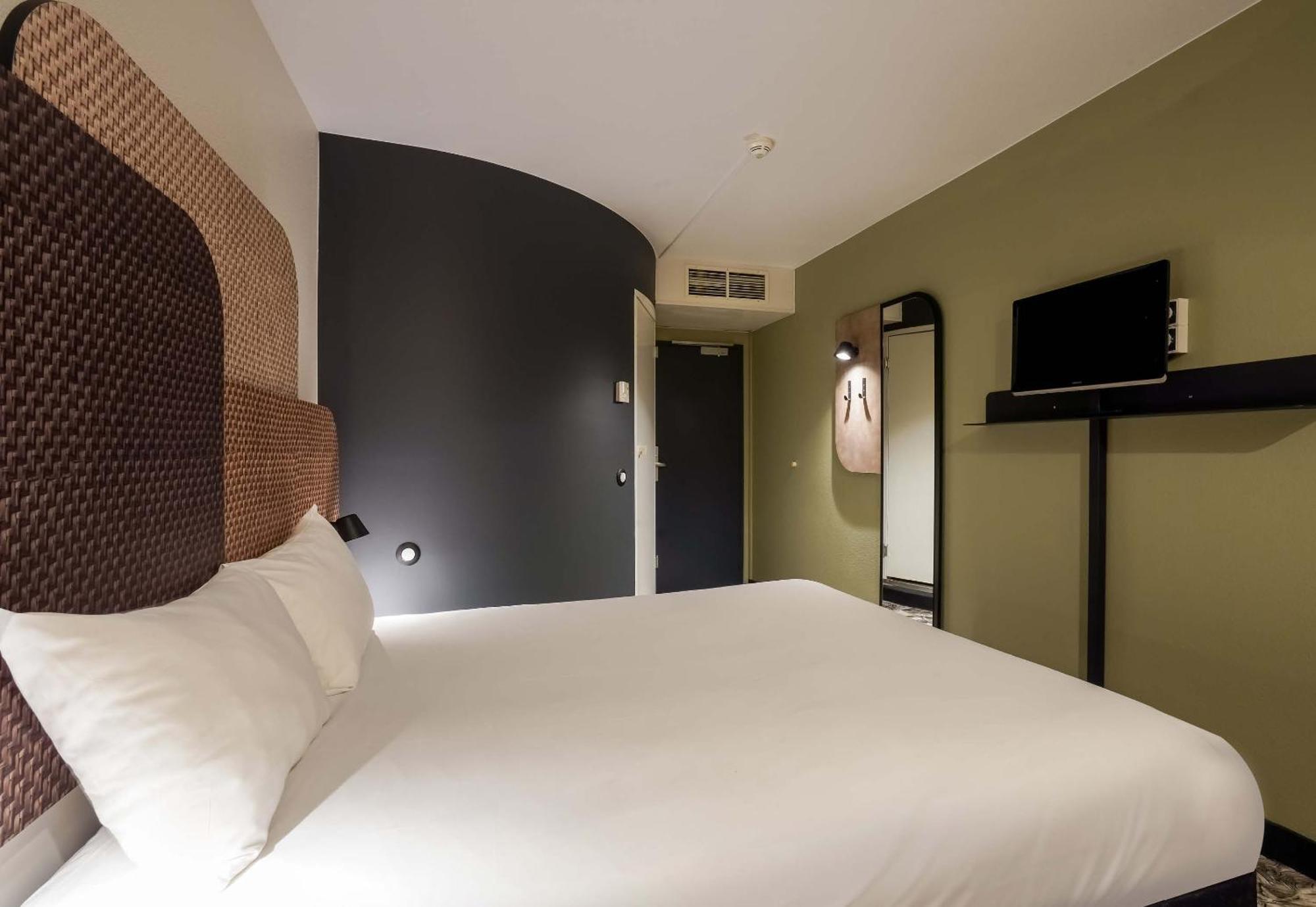 B&B Hotel Chartres Centre Cathedrale 3 Etoiles Экстерьер фото